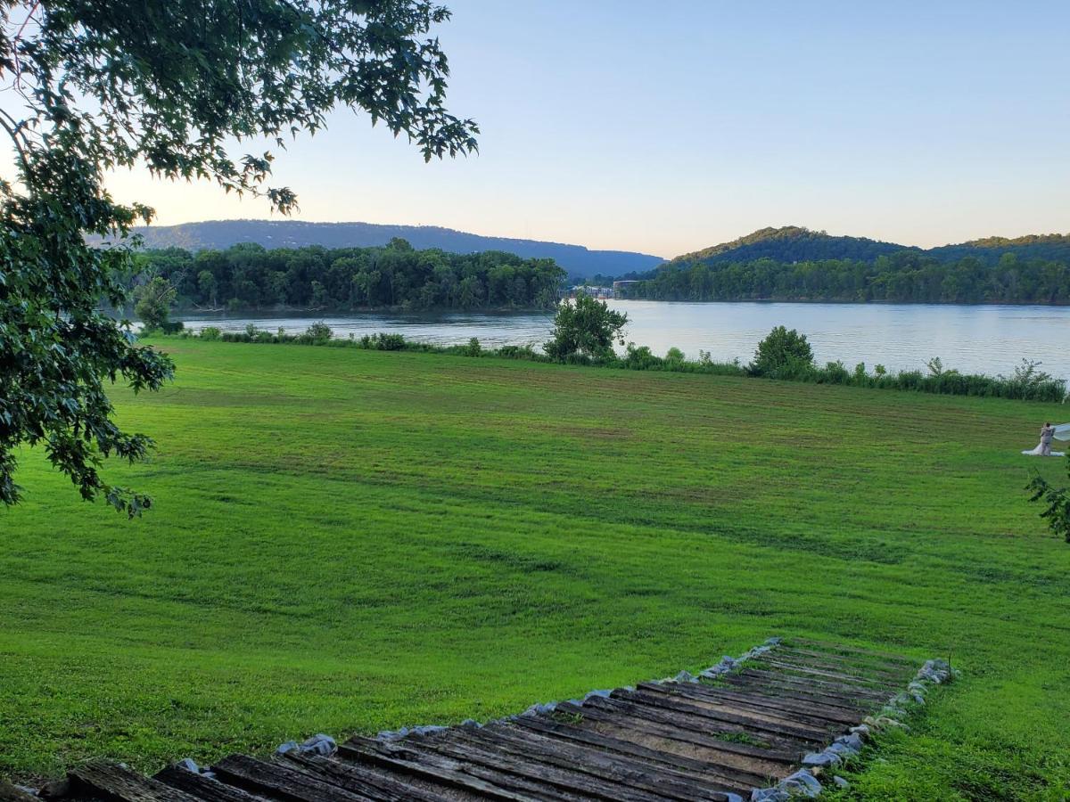 Elder Mountain Room At Tennessee Riverplace Chattanooga Esterno foto